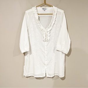 April Cornell Embroidered Floral 100% Cotton Button Down White Blouse size Large